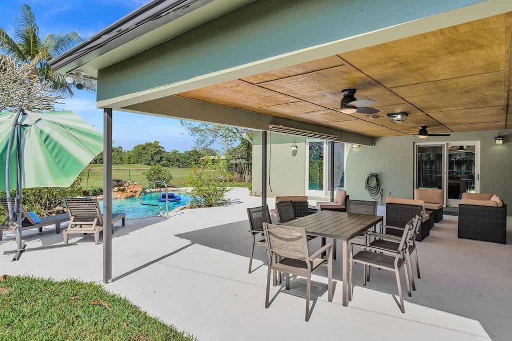Pool Heat I Firepit And Bbq I 75"Tv I Foosball I 581Mbps Cooper City Exterior foto